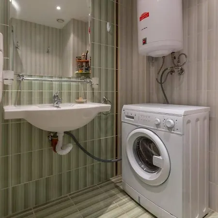 Avalon Appartament Da Lary *